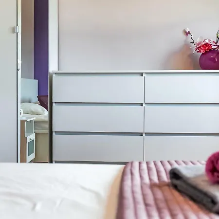 Apartament Violet *